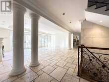 16 BRIAN CLIFF DRIVE | Toronto Ontario | Slide Image Thirteen