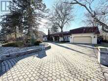 16 BRIAN CLIFF DRIVE | Toronto Ontario | Slide Image Three