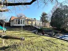 16 BRIAN CLIFF DRIVE | Toronto Ontario | Slide Image Nine