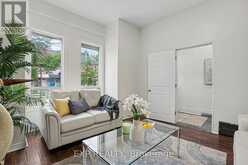 52 CATHCART STREET | Hamilton Ontario | Slide Image Seven