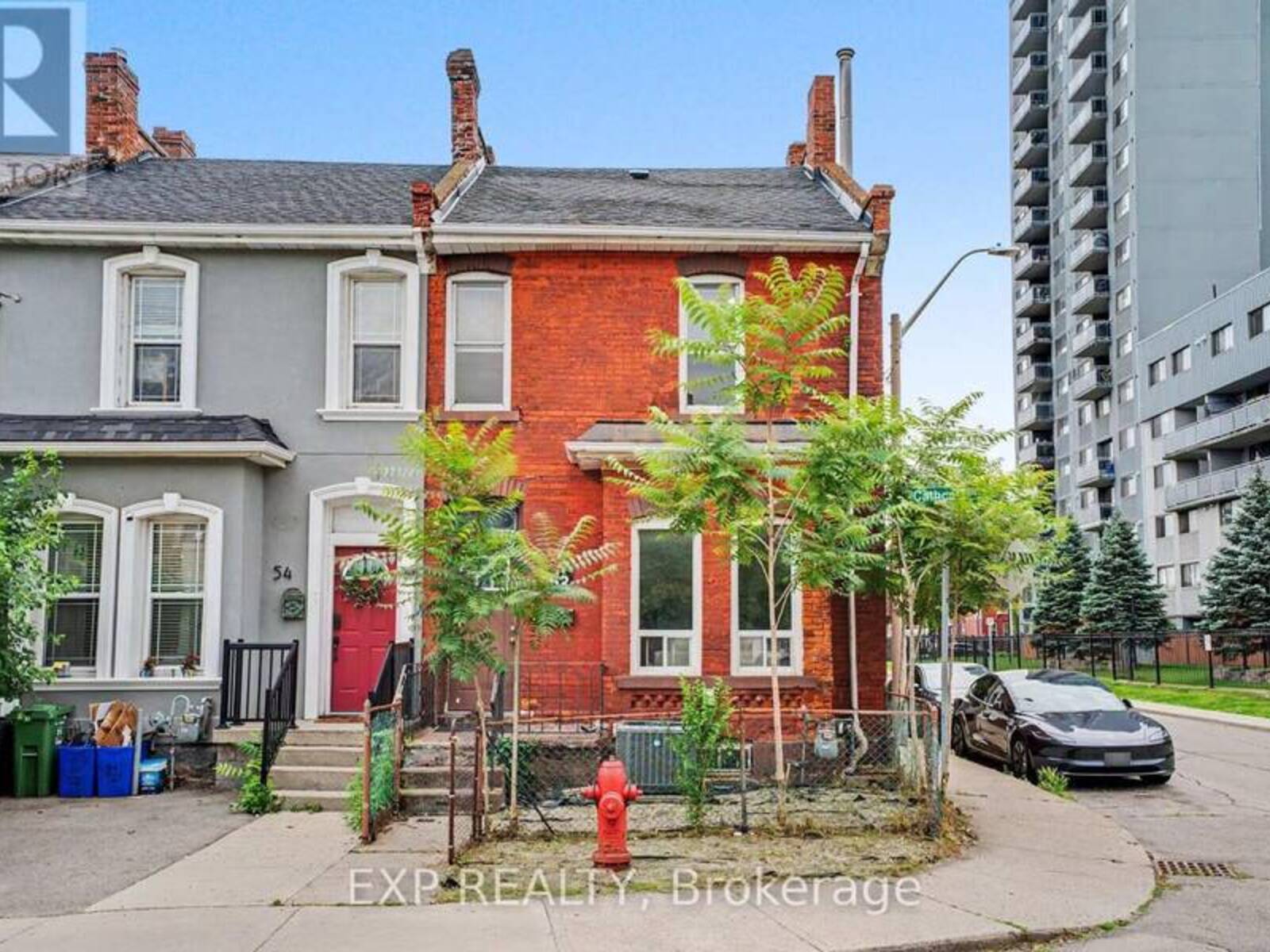52 CATHCART STREET, Hamilton, Ontario L8R 1M5