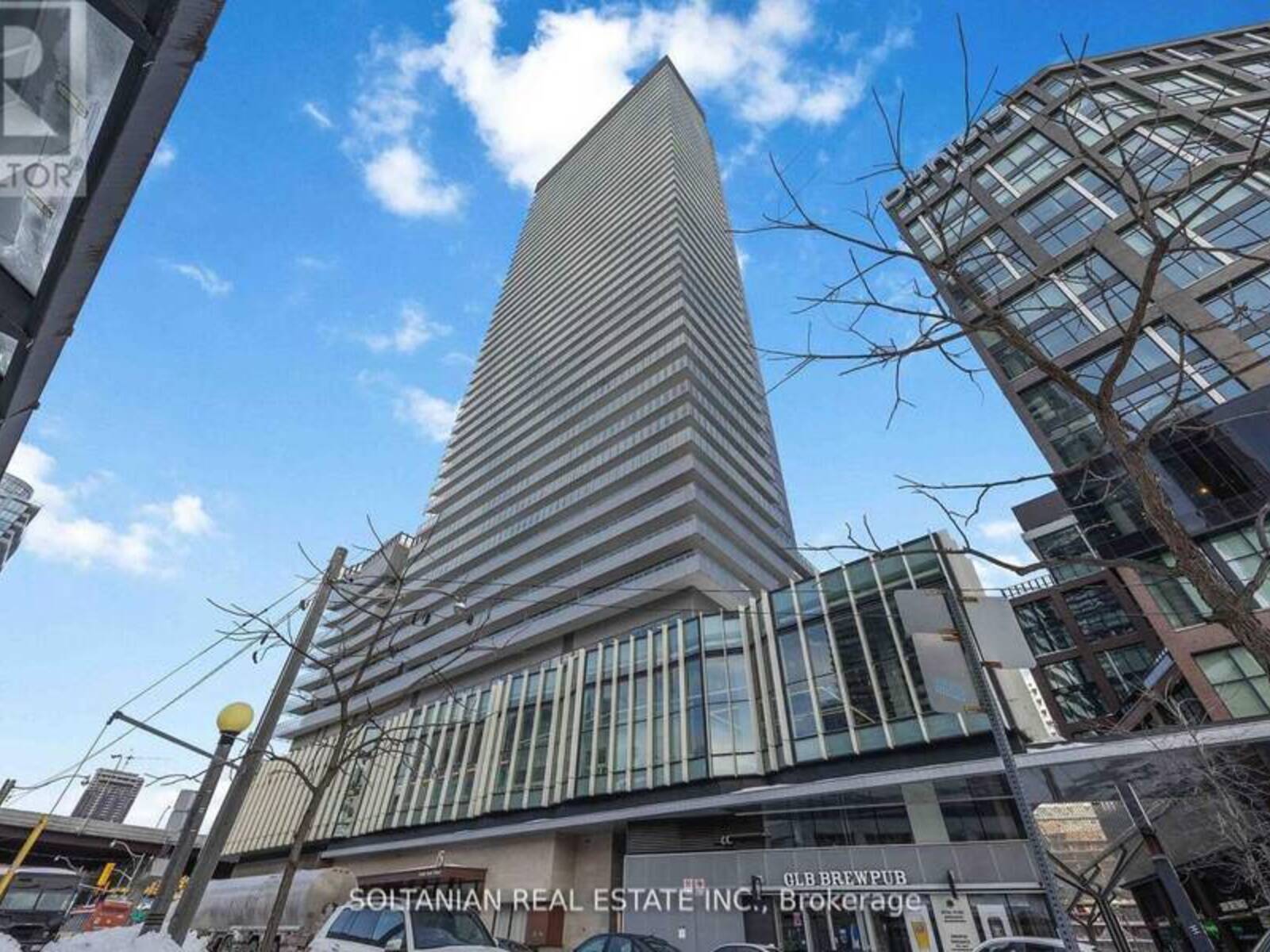 719 - 15 LOWER JARVIS STREET, Toronto, Ontario M5E 1Z6