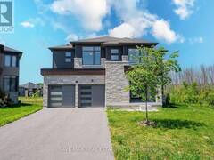 13 DEL RAY CRESCENT Wasaga Beach Ontario, L9Z 0N7