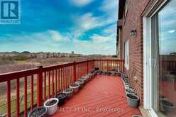 54 TYSONVILLE CIRCLE | Brampton Ontario | Slide Image Sixteen