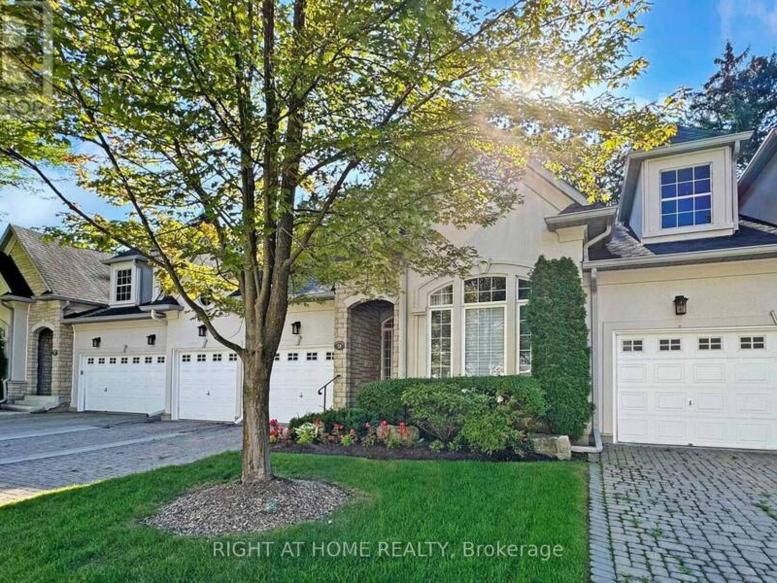 9 ARLINGTON WAY, Markham, Ontario L3T 7W9
