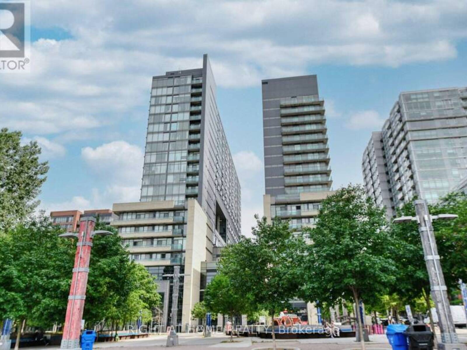 1511 - 36 LISGAR STREET, Toronto, Ontario M6J 0C7