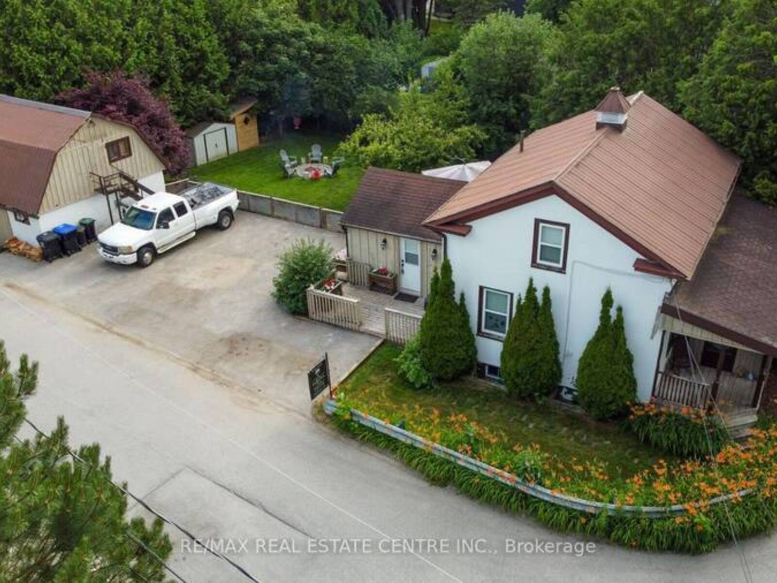 5 EAST JOHN STREET N, Cookstown, Ontario L0L 1L0