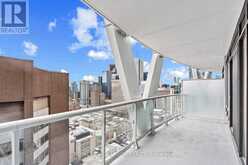 3113 - 230 SIMCOE STREET | Toronto Ontario | Slide Image Six