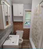 12 MAYFLOWER AVENUE | Hamilton Ontario | Slide Image Six