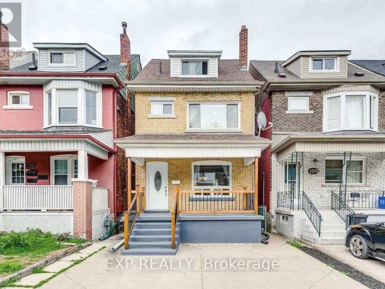 102 ROSSLYN AVENUE N, Hamilton, Ontario L8L 7P4
