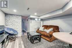 102 ROSSLYN AVENUE N | Hamilton Ontario | Slide Image Ten