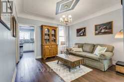 102 ROSSLYN AVENUE N | Hamilton Ontario | Slide Image Four