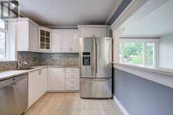 167 TAYLOR MILLS DRIVE N | Richmond Hill Ontario | Slide Image Fifteen