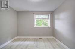 167 TAYLOR MILLS DRIVE N | Richmond Hill Ontario | Slide Image Nineteen