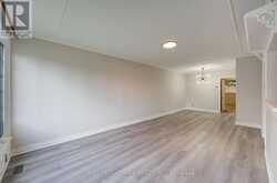 167 TAYLOR MILLS DRIVE N | Richmond Hill Ontario | Slide Image Seven