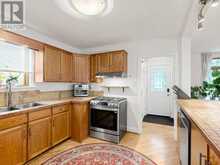 200 BURNDALE AVENUE | Toronto Ontario | Slide Image Thirteen