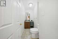 35 THAMES WAY | Hamilton Ontario | Slide Image Eight