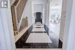 201 BURNHAMTHORPE ROAD | Toronto Ontario | Slide Image Four