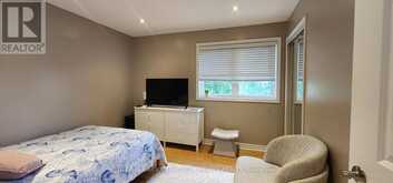 23 WHITEFRIARS DRIVE | Toronto Ontario | Slide Image Eighteen