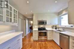 23 WHITEFRIARS DRIVE | Toronto Ontario | Slide Image Four