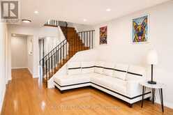 82 RADWELL CRESCENT | Toronto Ontario | Slide Image Six