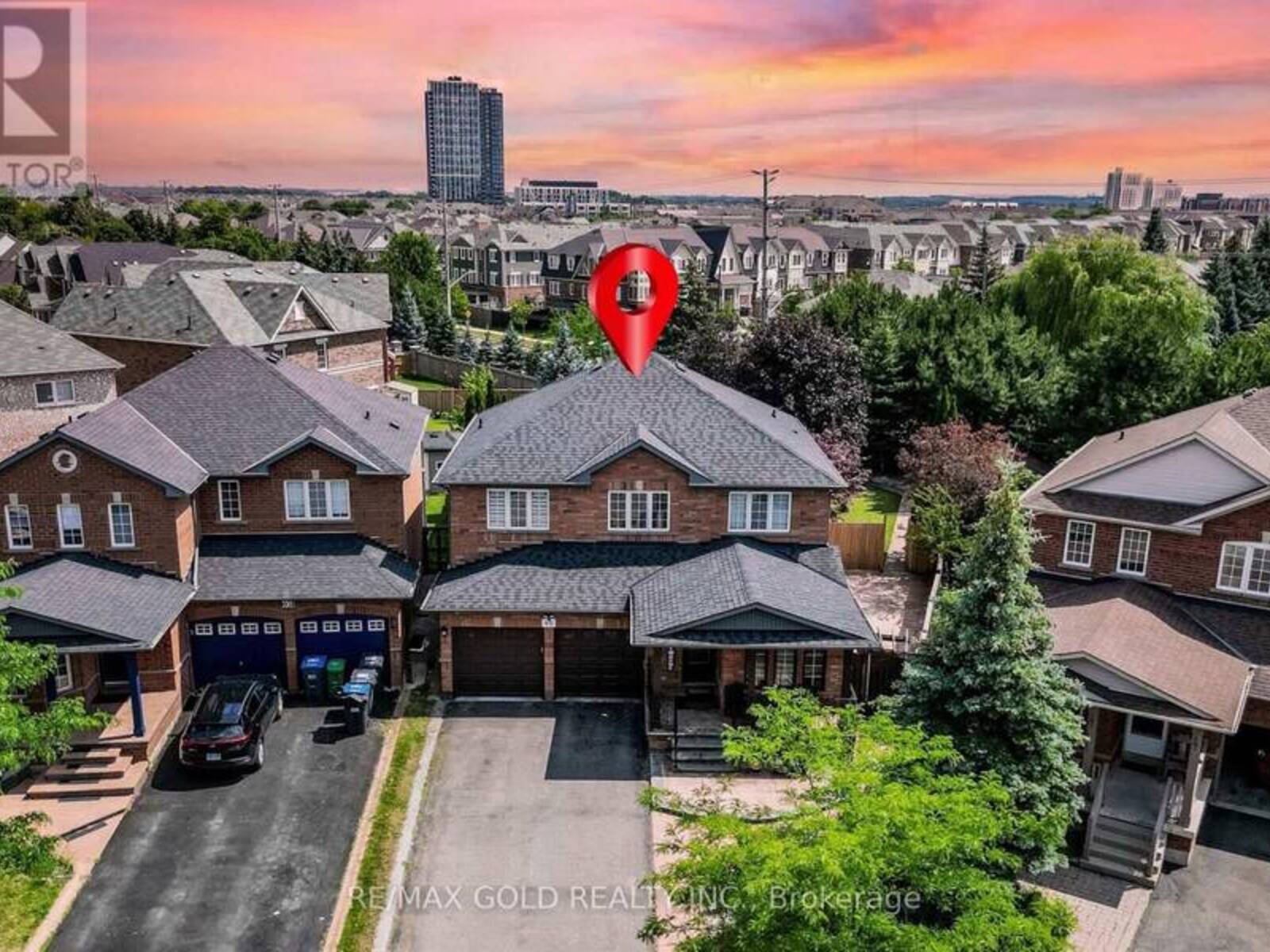 60 FOUR SEASONS CIRCLE, Brampton, Ontario L7A 2A7