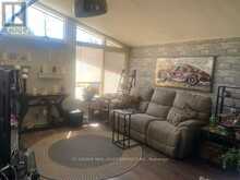 4 KELVIN CRESCENT | Deep River Ontario | Slide Image Fifteen