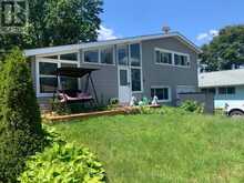 4 KELVIN CRESCENT | Deep River Ontario | Slide Image One