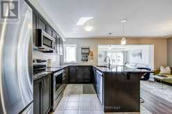 143 TOUCAN TRAIL | Oakville Ontario | Slide Image Thirteen