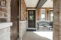 143 TOUCAN TRAIL | Oakville Ontario | Slide Image Three