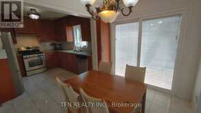 112 TRAFALGAR SQUARE | Vaughan Ontario | Slide Image Twelve