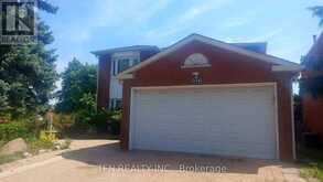 112 TRAFALGAR SQUARE | Vaughan Ontario | Slide Image Two