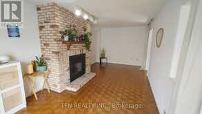 112 TRAFALGAR SQUARE | Vaughan Ontario | Slide Image Eight