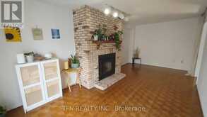 112 TRAFALGAR SQUARE | Vaughan Ontario | Slide Image Nine
