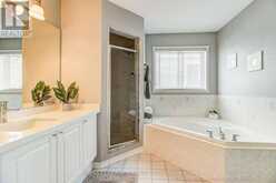 53 WILSHIRE DRIVE | Whitby Ontario | Slide Image Thirteen