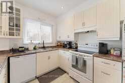 1019 BEACH BOULEVARD | Hamilton Ontario | Slide Image Twelve