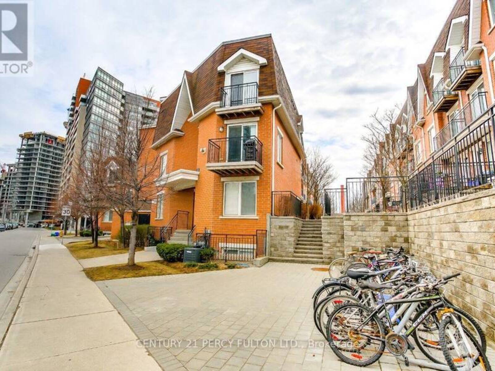 112 - 20 MACHELLS AVENUE N, Toronto, Ontario M6K 3H8