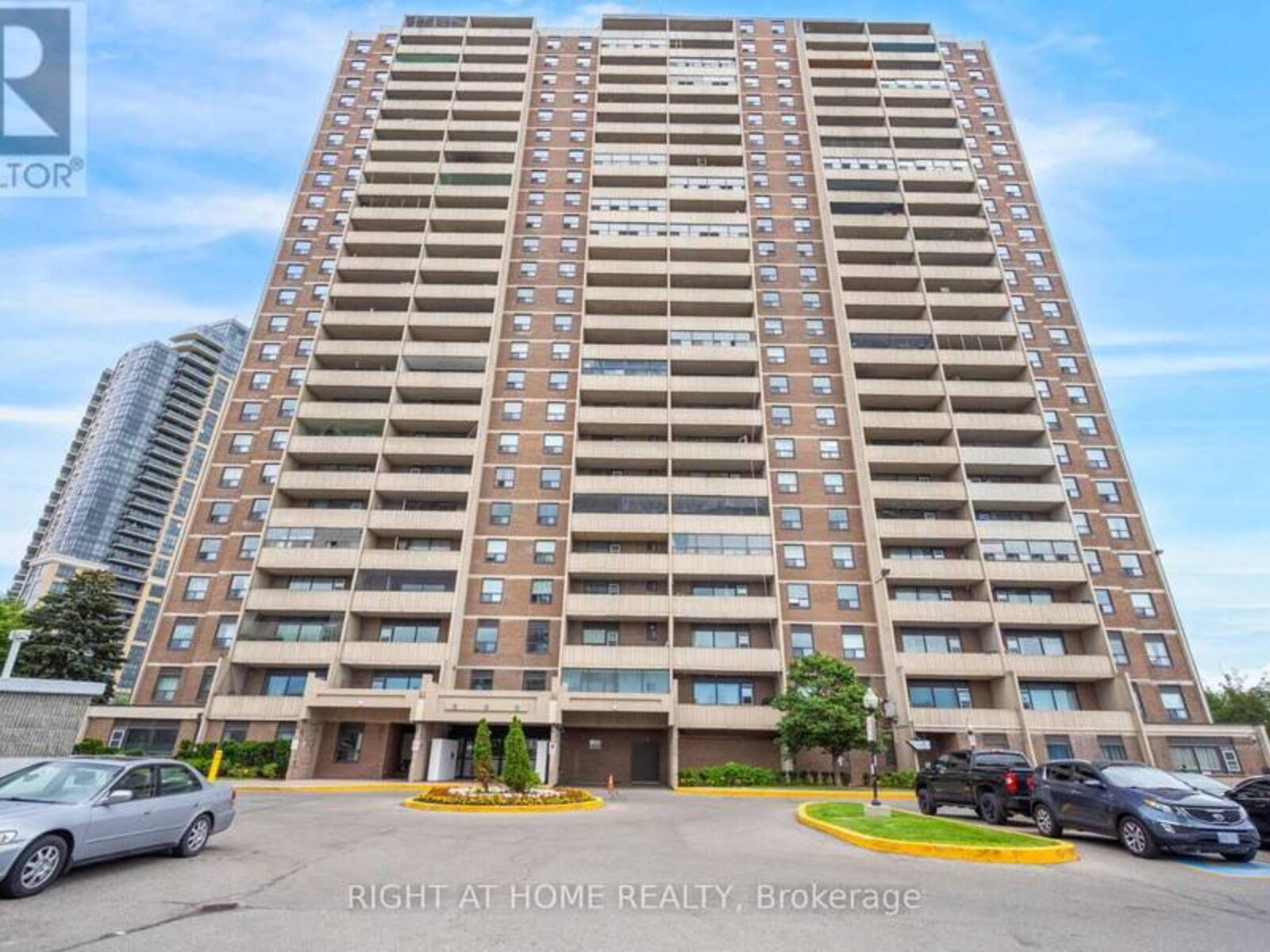 708 - 3390 WESTON ROAD, Toronto, Ontario M9M 2X3