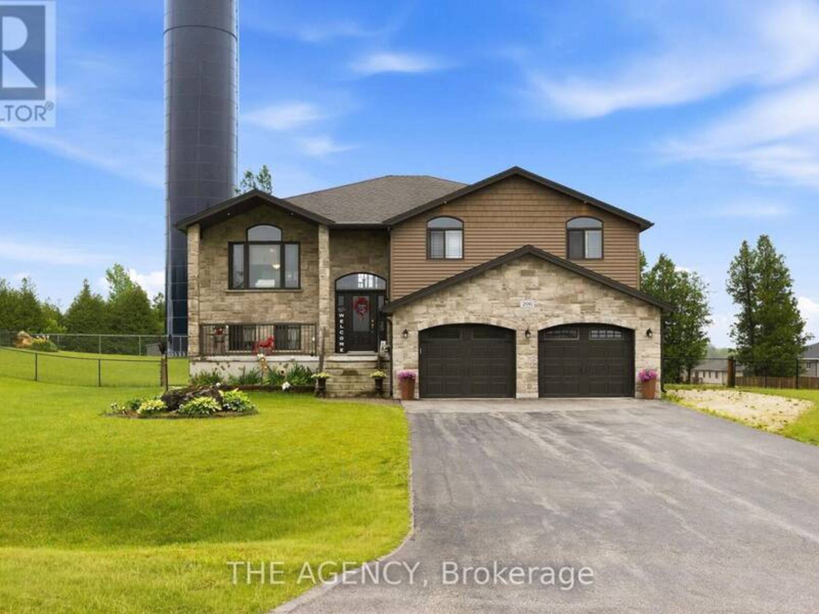 206 MEREDITH WAY, Chatsworth, Ontario N0H 1G0
