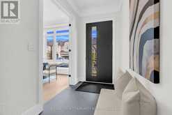 23 MENOTTI DRIVE | Richmond Hill Ontario | Slide Image Six