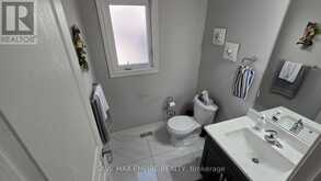 7547 LIONSHEAD AVENUE | Niagara Falls Ontario | Slide Image Four
