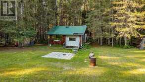 2101 AHMIC LAKE ROAD | Magnetawan Ontario | Slide Image Twelve