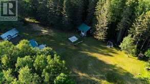 2101 AHMIC LAKE ROAD | Magnetawan Ontario | Slide Image Nine