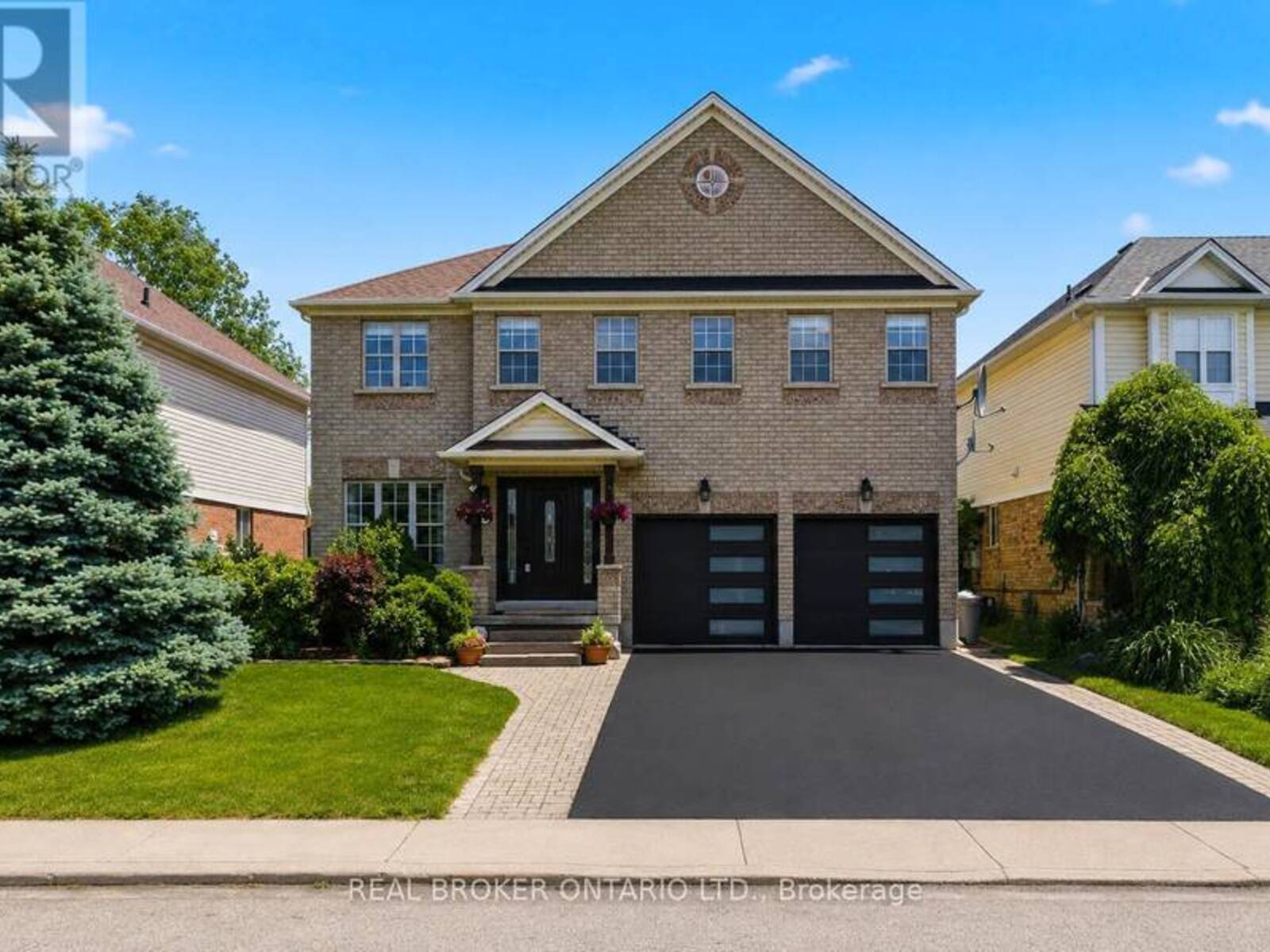 135 BLACKBURN DRIVE, Brantford, Ontario N3T 6S8