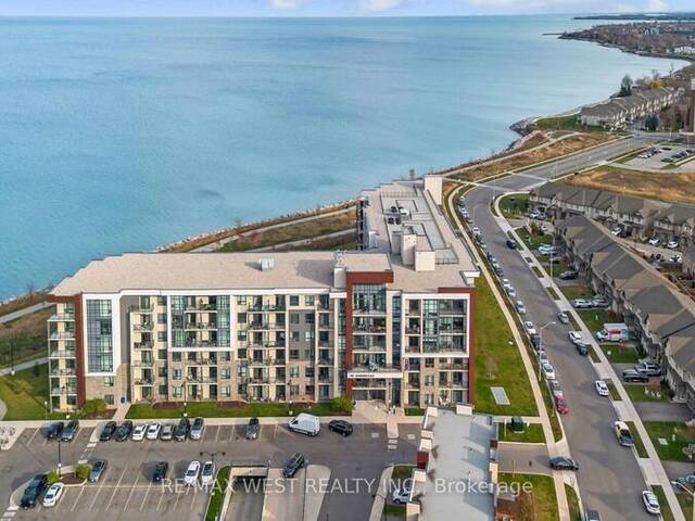 131 - 101 SHOREVIEW PLACE Hamilton Ontario, L8E 0K2 - 2 Bedrooms Waterfront Condo For Sale