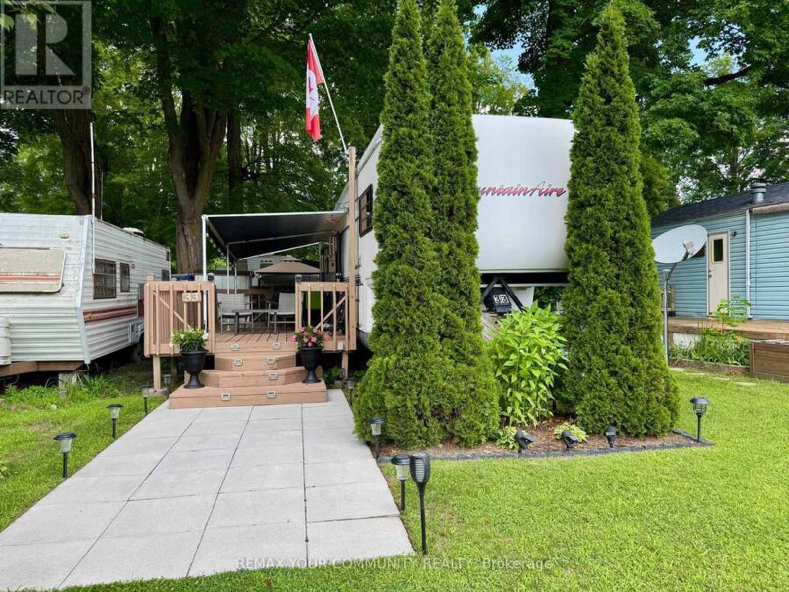 33 - 285 CRYDERMANS SIDE ROAD, Georgina, Ontario L0E 1A0