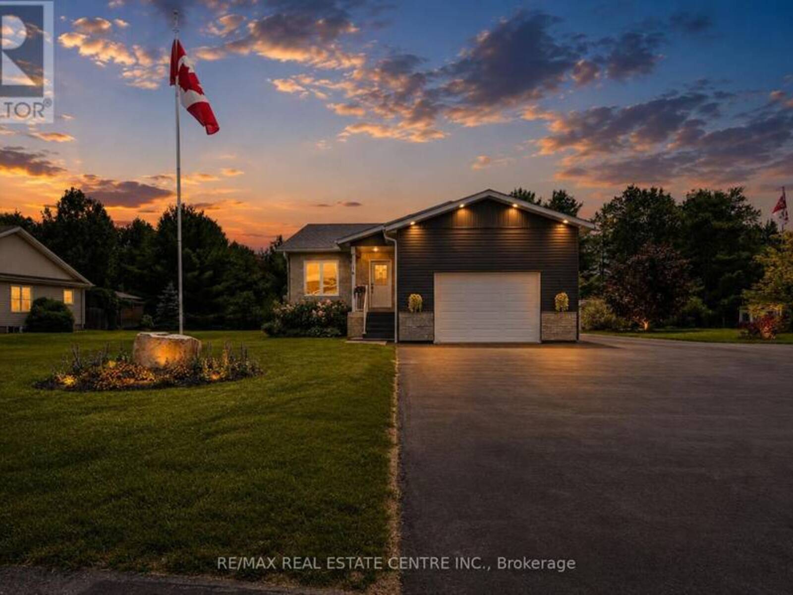 16 WILLIAMS DRIVE, Bancroft, Ontario K0L 1C0