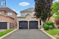 27 PINE HOLLOW CRESCENT | Vaughan Ontario | Slide Image One