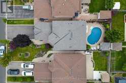 27 PINE HOLLOW CRESCENT | Vaughan Ontario | Slide Image Thirty