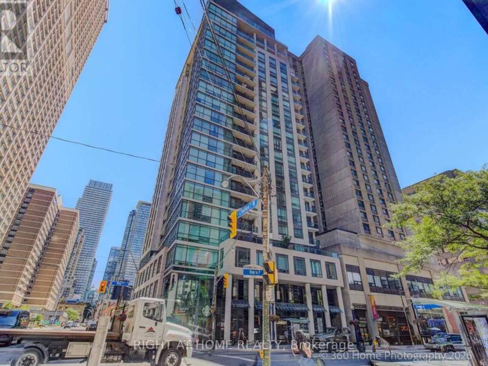 1907 - 1121 BAY STREET, Toronto, Ontario M5S 3L9
